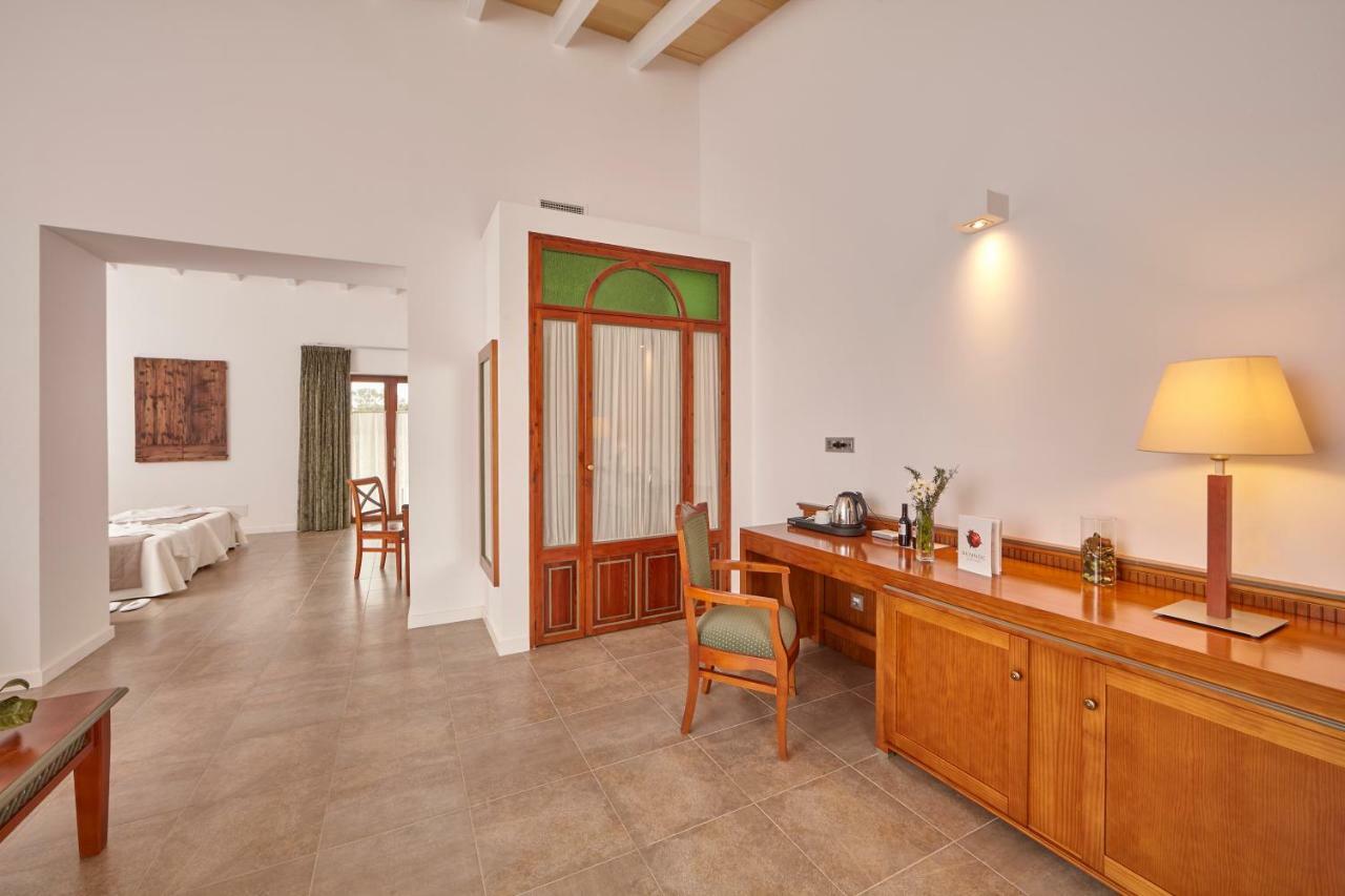 Bennoc Petit Hotel 4*